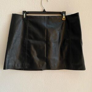 H&M Black Mini Pencil Skirt for Night Out